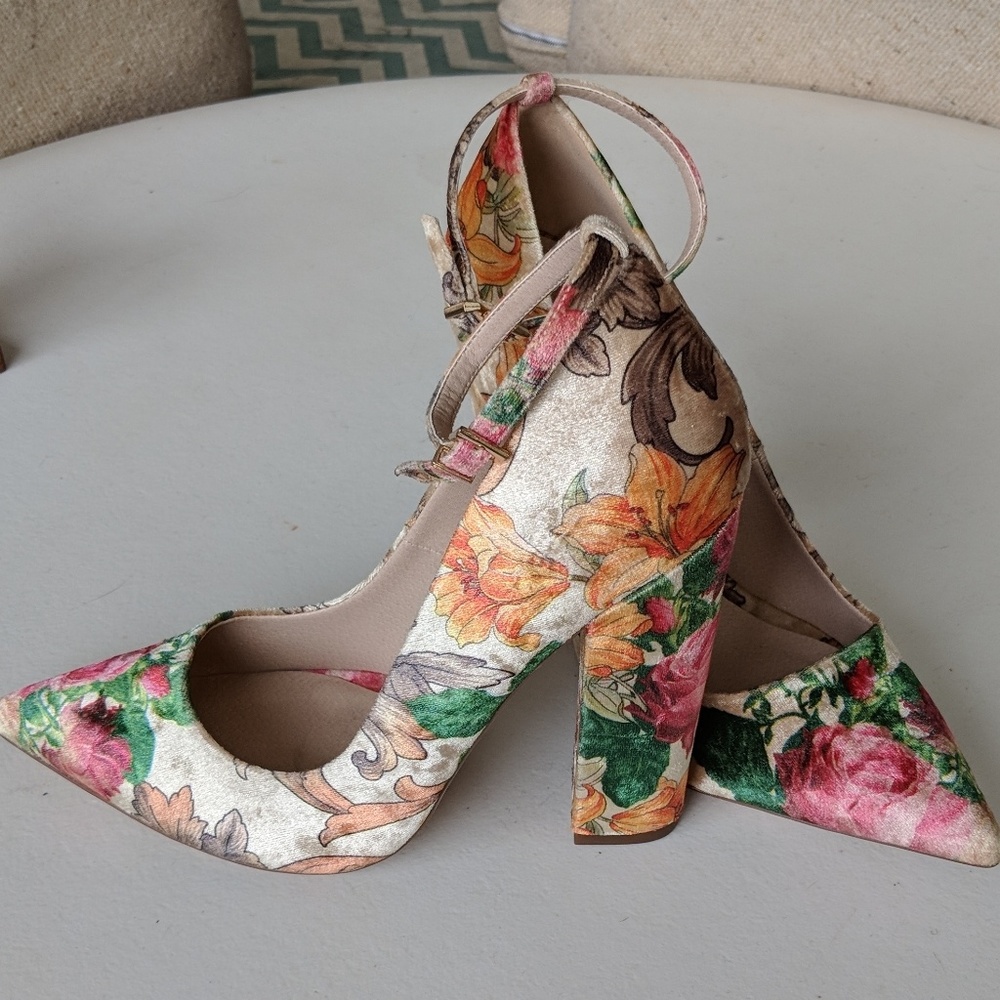 Velvet chunky Asos heels